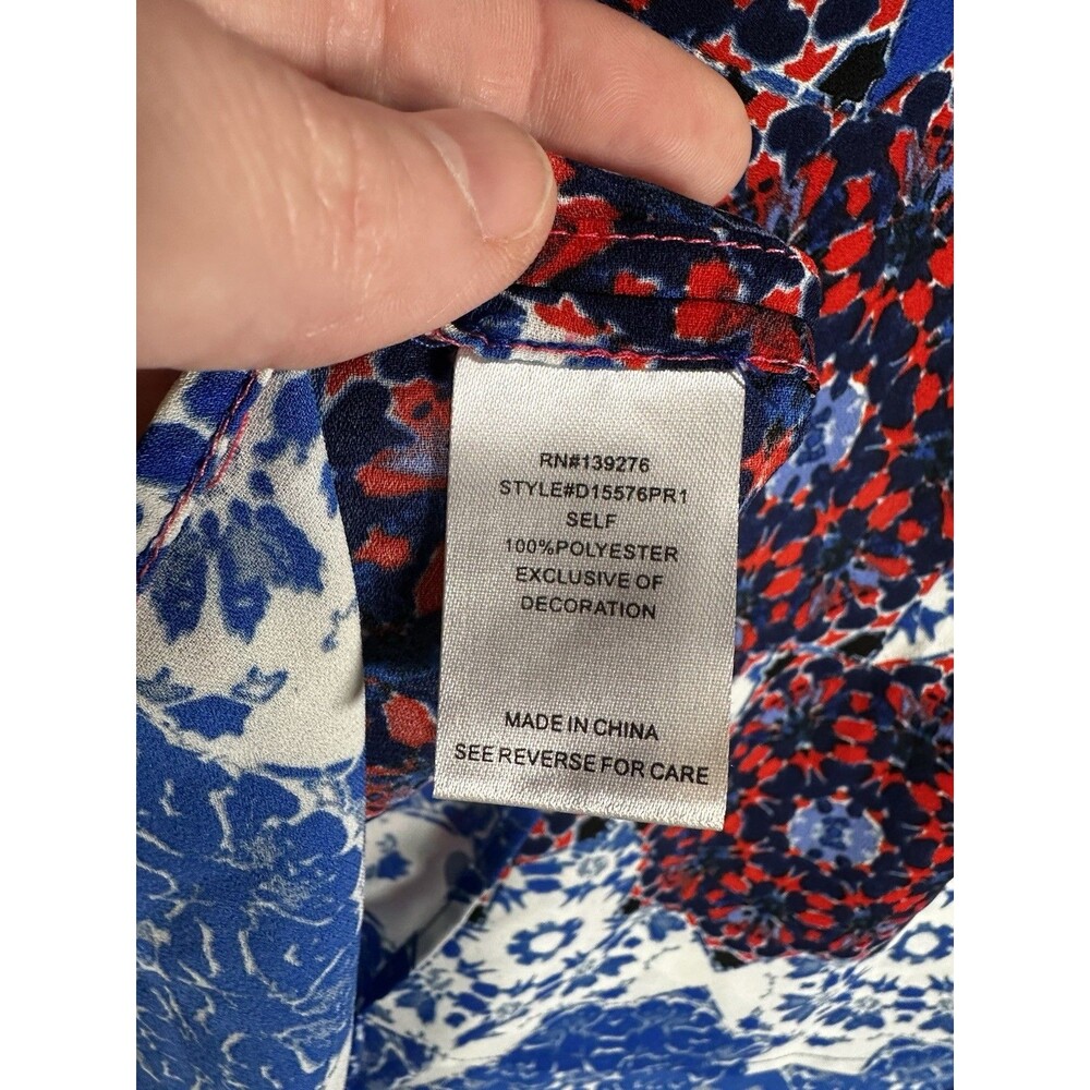 Daniel Rainn Angelyne Button Back Detail Top Size Small Red White and Blue Tank - Picture 5 of 9
